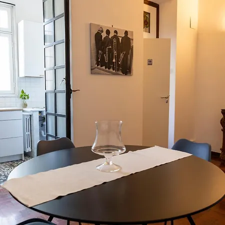 Sulla Via Del Teatro Appartement Bari Buitenkant foto