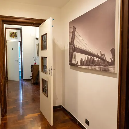 Sulla Via Del Teatro Appartement Bari Buitenkant foto